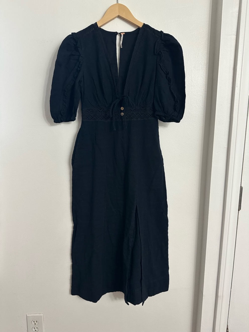 NWOT Free People Slow Pace Romantic Ruffles Femme Puff Sleeve Midi Dress